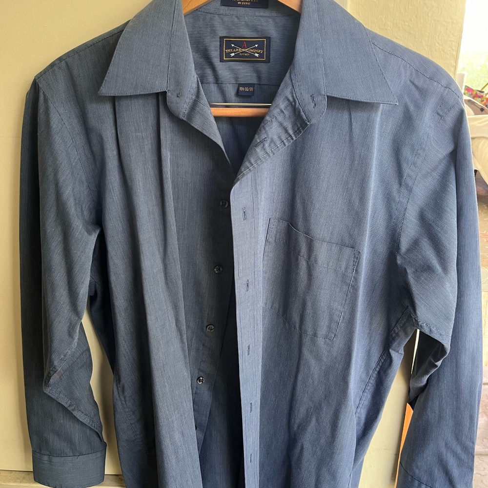 Men's striped Blue Button-Up Shirt
